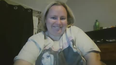 Snapshot of jayyleah93 chatting on September 19, 3:27 am jayyleah93 online show from September 19, 3:27 am