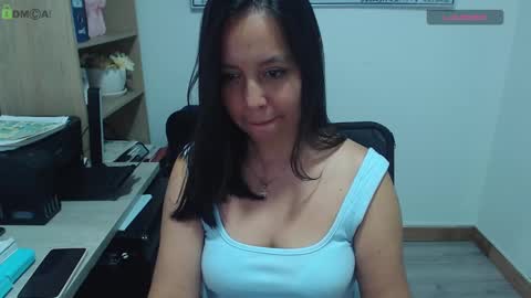 Jazmin online show from September 14, 5:38 am