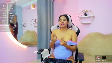 Snapshot of jazmin_ebony chatting on September 10, 1:44 pm jazmin online show from September 10, 1:44 pm