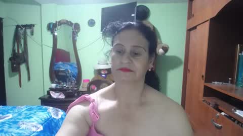 Snapshot of jazmin_rios chatting on February 28, 10:17 pm jazmim online show from February 28, 10:17 pm