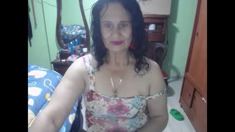 Snapshot of jazmin_rios chatting on January 28, 12:36 am jazmim online show from January 28, 12:36 am