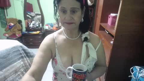 Snapshot of jazmin_rios chatting on October 3, 1:27 pm jazmim online show from October 3, 1:27 pm