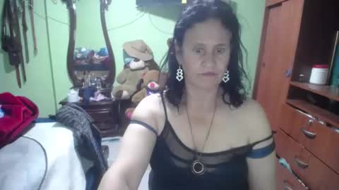 Snapshot of jazmin_rios chatting on February 10, 10:31 am jazmim online show from February 10, 10:31 am