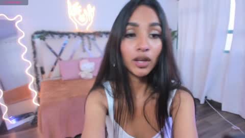 Jazmin  online show from December 19, 7:18 pm