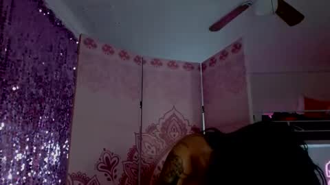 Jazmine Jade  online show from December 11, 3:15 pm