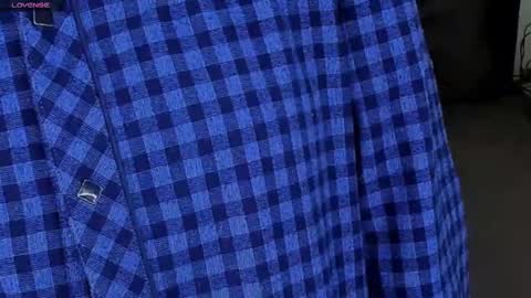 jeanniefox_ online show from February 9, 1:56 pm