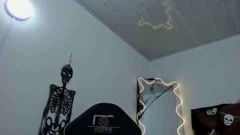 jedah_tay online show from October 12, 4:48 am