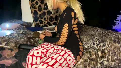 jeddahdolly online show from December 17, 2:38 am