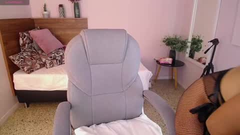 Snapshot of jeinnovemontenegr0 chatting on September 25, 2:05 pm jeinnovemontenegr0 online show from September 25, 2:05 pm