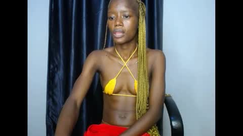 Snapshot of jellybelly7 chatting on October 19, 11:51 pm Linda online show from October 19, 11:51 pm