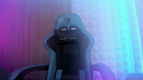 Snapshot of jendralevis chatting on February 2, 2:24 pm jendralevis online show from February 2, 2:24 pm