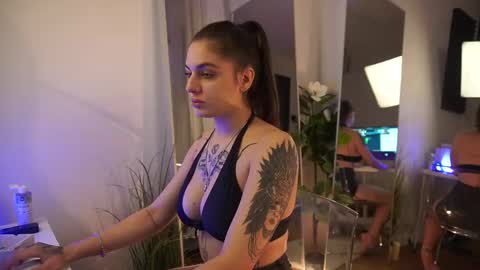 jeniffer_foxx online show from September 25, 4:33 am