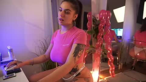 jeniffer_foxx online show from September 30, 5:13 am