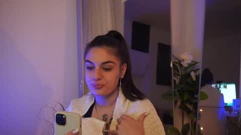 jeniffer_foxx online show from October 14, 5:10 am