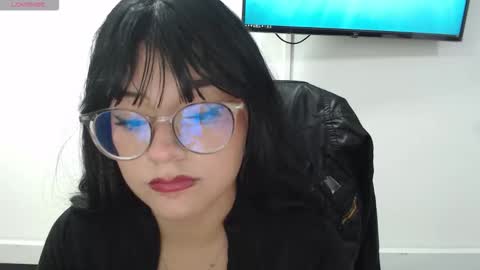 Snapshot of jenn_cg chatting on September 19, 11:26 pm jenn online show from September 19, 11:26 pm