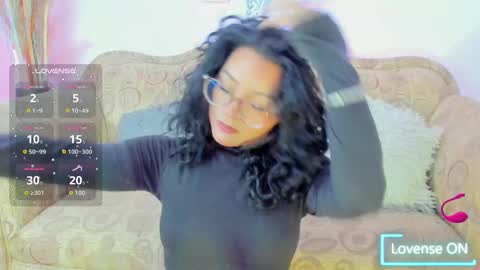 Snapshot of jenn_cg chatting on October 19, 8:22 pm jenn online show from October 19, 8:22 pm