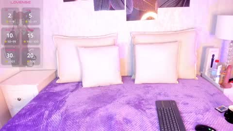 Jenn kitty online show from December 17, 7:48 pm