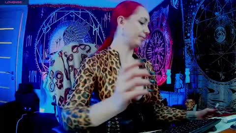 Mrs. Jenna online show from January 7, 5:54 am