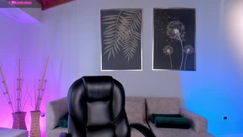 Jenna Olson  online show from December 9, 6:35 pm