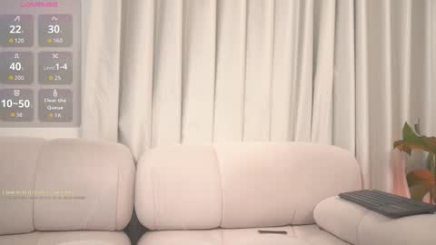  jenn  online show from October 5, 12:10 pm