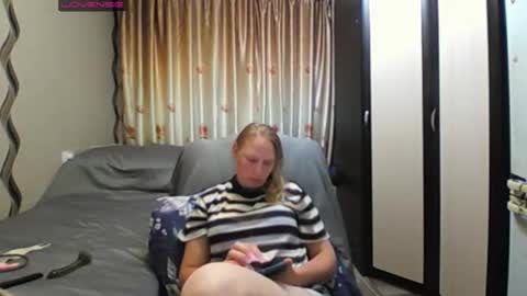 JenniDeep online show from May 31, 6:09 pm