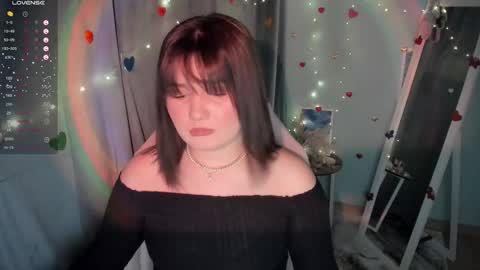 Snapshot of jennie_berry chatting on February 9, 7:30 pm Jennie online show from February 9, 7:30 pm