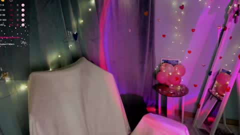 Snapshot of jennie_berry chatting on February 22, 1:00 am Jennie online show from February 22, 1:00 am