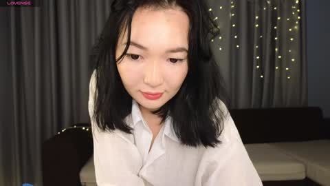 jennie_cutie online show from December 14, 12:33 am