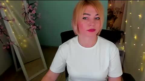Jennifer online show from June 19, 7:12 am