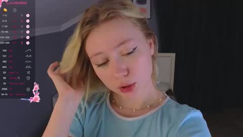 jennifer_mathis online show from October 29, 6:32 pm