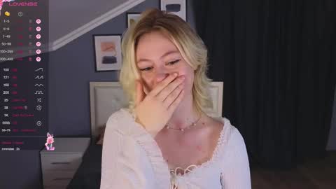 jennifer_mathis online show from November 9, 4:14 pm