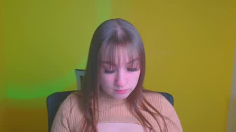 Jennifer online show from December 17, 6:24 am