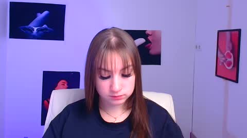 Jennifer online show from December 24, 6:33 am