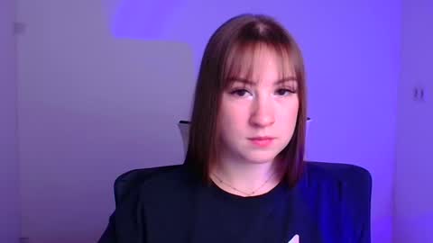 Jennifer online show from December 20, 12:27 pm