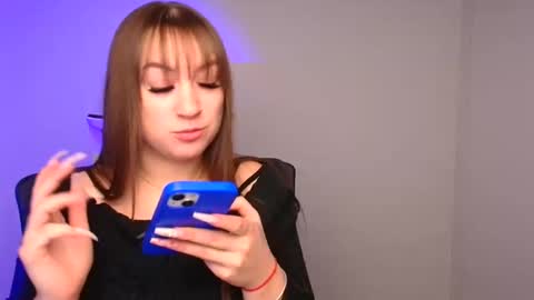 Jennifer online show from December 25, 6:41 am