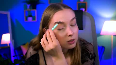Snapshot of jennifergraces chatting on September 18, 9:13 pm Jennifer online show from September 18, 9:13 pm