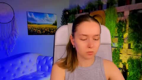 Jennifer online show from October 21, 10:08 am