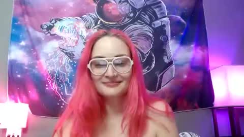 Jennifer Gwen online show from June 23, 4:10 am