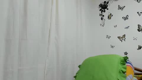 jenniferloveyou online show from December 8, 7:00 pm