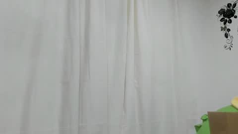 jenniferloveyou online show from December 2, 8:09 pm