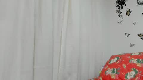 jenniferloveyou online show from January 3, 12:52 pm