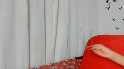 jenniferloveyou online show from January 5, 8:00 pm