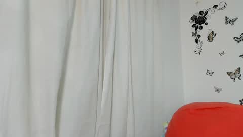 jenniferloveyou online show from January 31, 8:43 pm