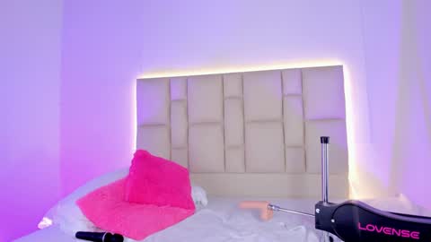 Snapshot of jenny__lawrence chatting on September 20, 1:05 am jenny__lawrence online show from September 20, 1:05 am