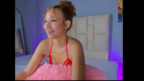 jenny__lawrence online show from April 11, 6:30 am