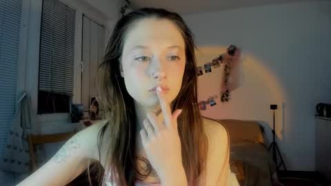 Jennifer Jenny Darling   online show from March 2, 6:57 pm
