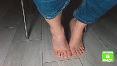 Jenny online show from February 20, 2:13 pm