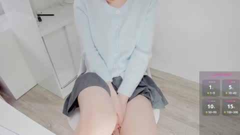 jenny_p2 online show from October 18, 5:54 am