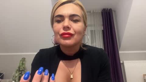 Snapshot of jenny_play1 chatting on February 1, 2:56 pm Jenny online show from February 1, 2:56 pm