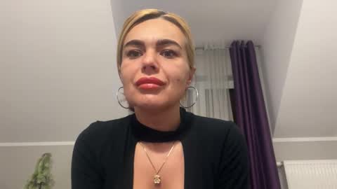 Snapshot of jenny_play1 chatting on February 3, 7:51 am Jenny online show from February 3, 7:51 am